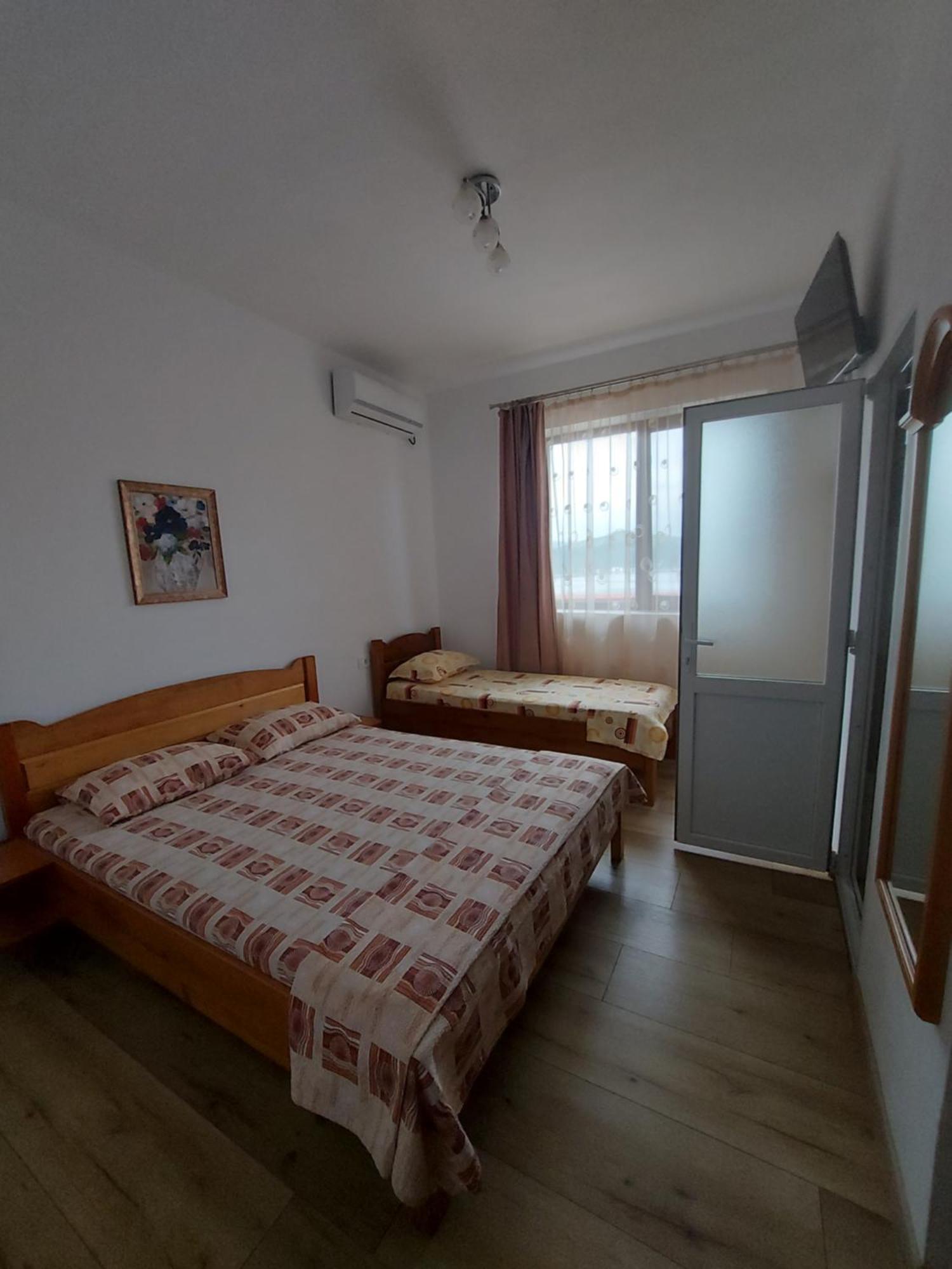 Готель Casa Dalys Оршова Екстер'єр фото